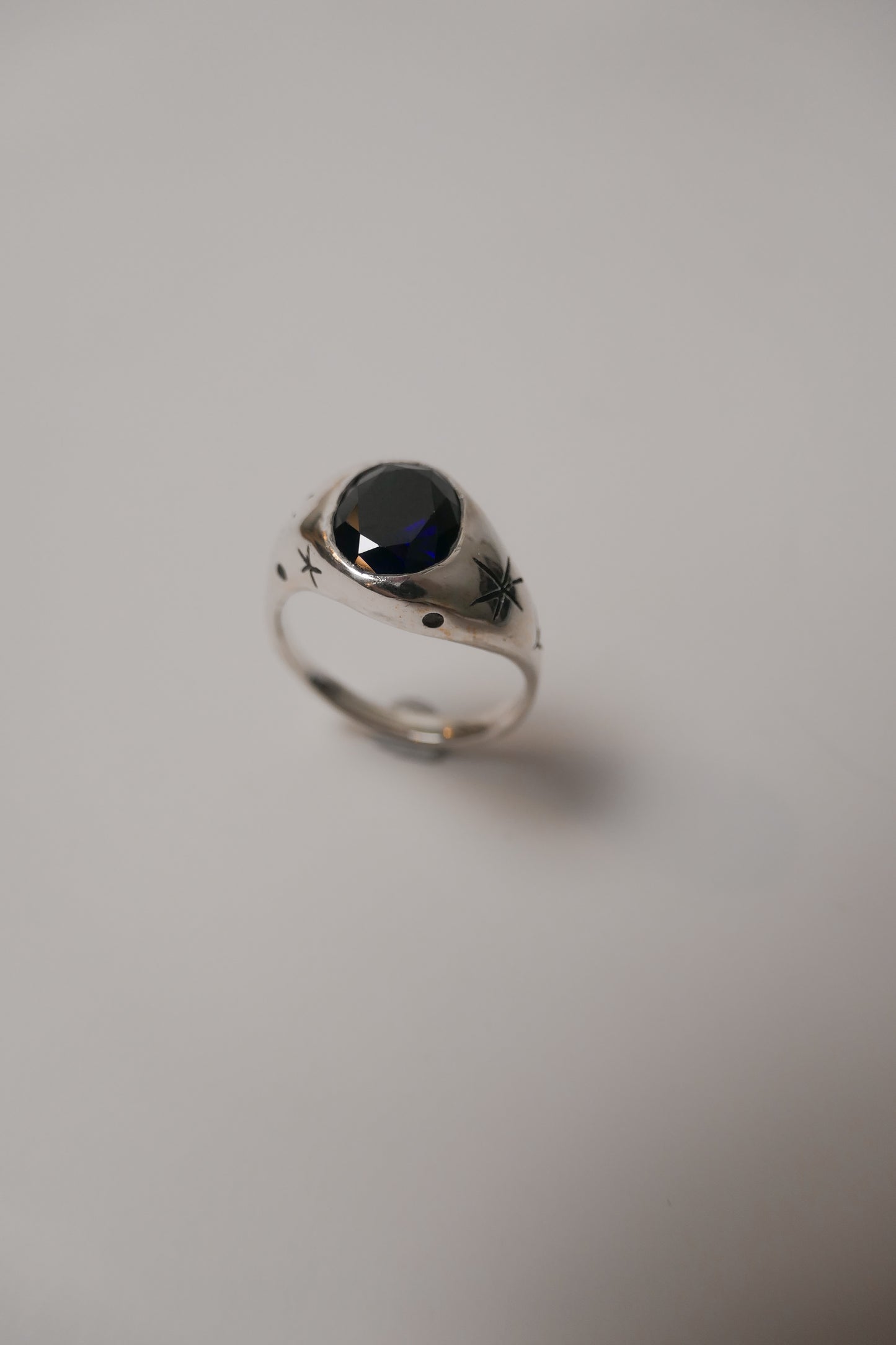 Grand Nocturne Ring