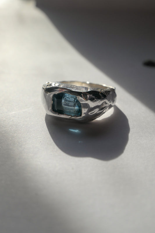 Apricity Ring